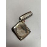 A HALLMARKED SILVER VESTA CASE