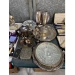 A COLLECTION OF ASSORTED SILVER PLATE TO INCLUDE VASES, TRAYS, WALKER AND HALL TEA POT (A/F) ETC