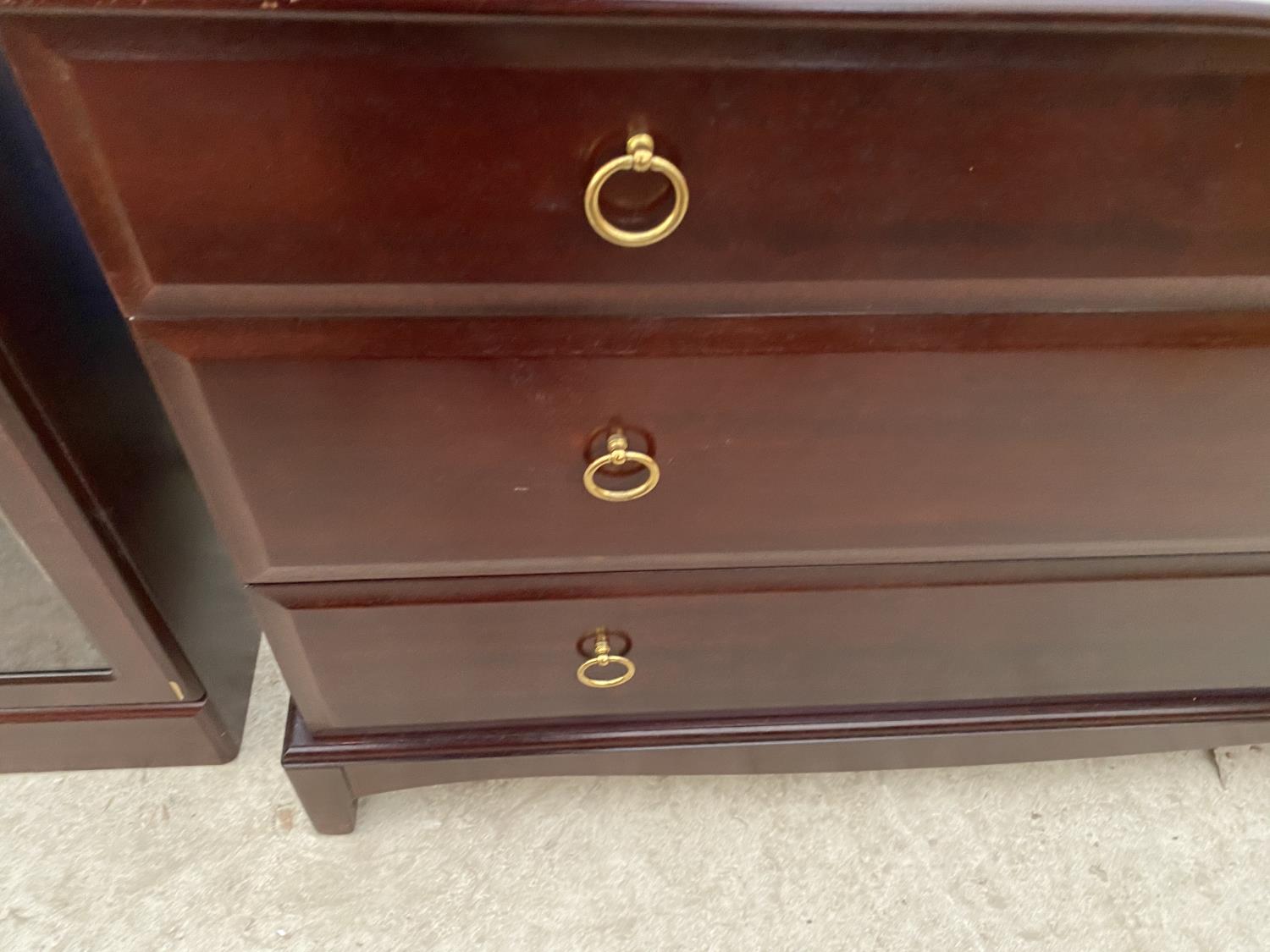 A STAG MINSTREL MAHOGANY CHEST OF THREE DRAWERS - Image 2 of 2