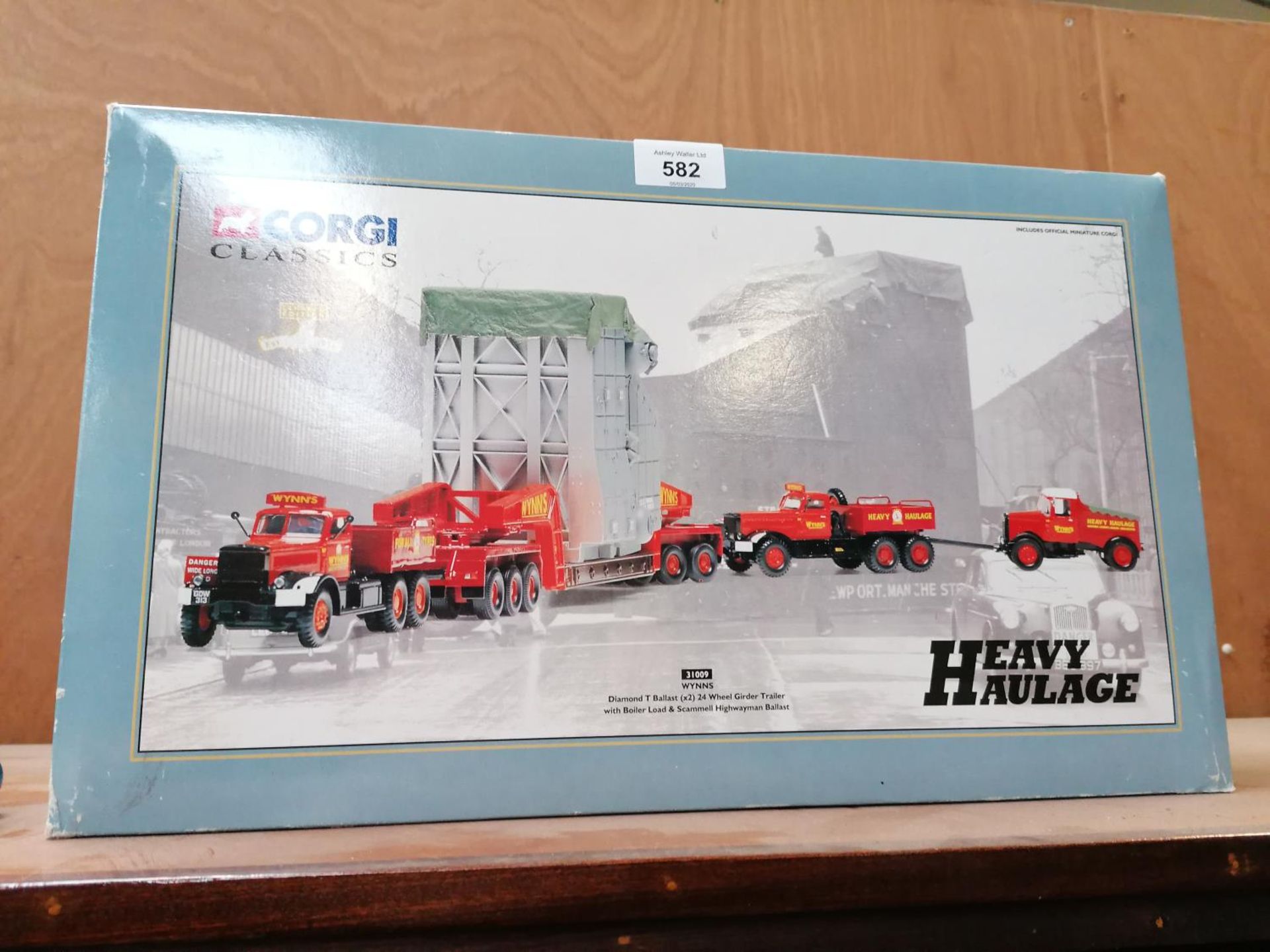 A BOXED CORGI CLASSIC HEAVY HAULAGE MODEL - WYNNS DIAMOND T BALLAST X 2, 24 WHEEL GIRDER TRAILER