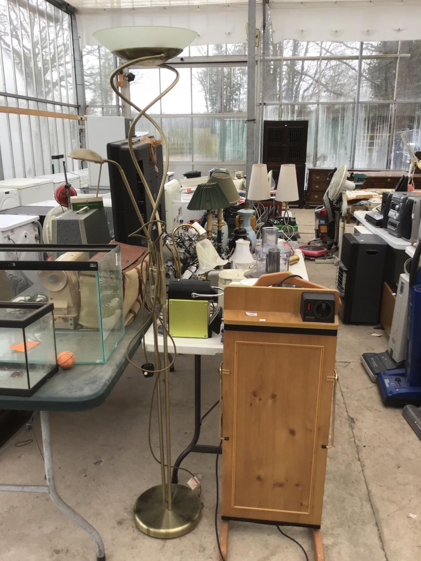 A PINE TROUSER PRESS AND A RETRO STANDARD LAMP IN WORKING ORDER