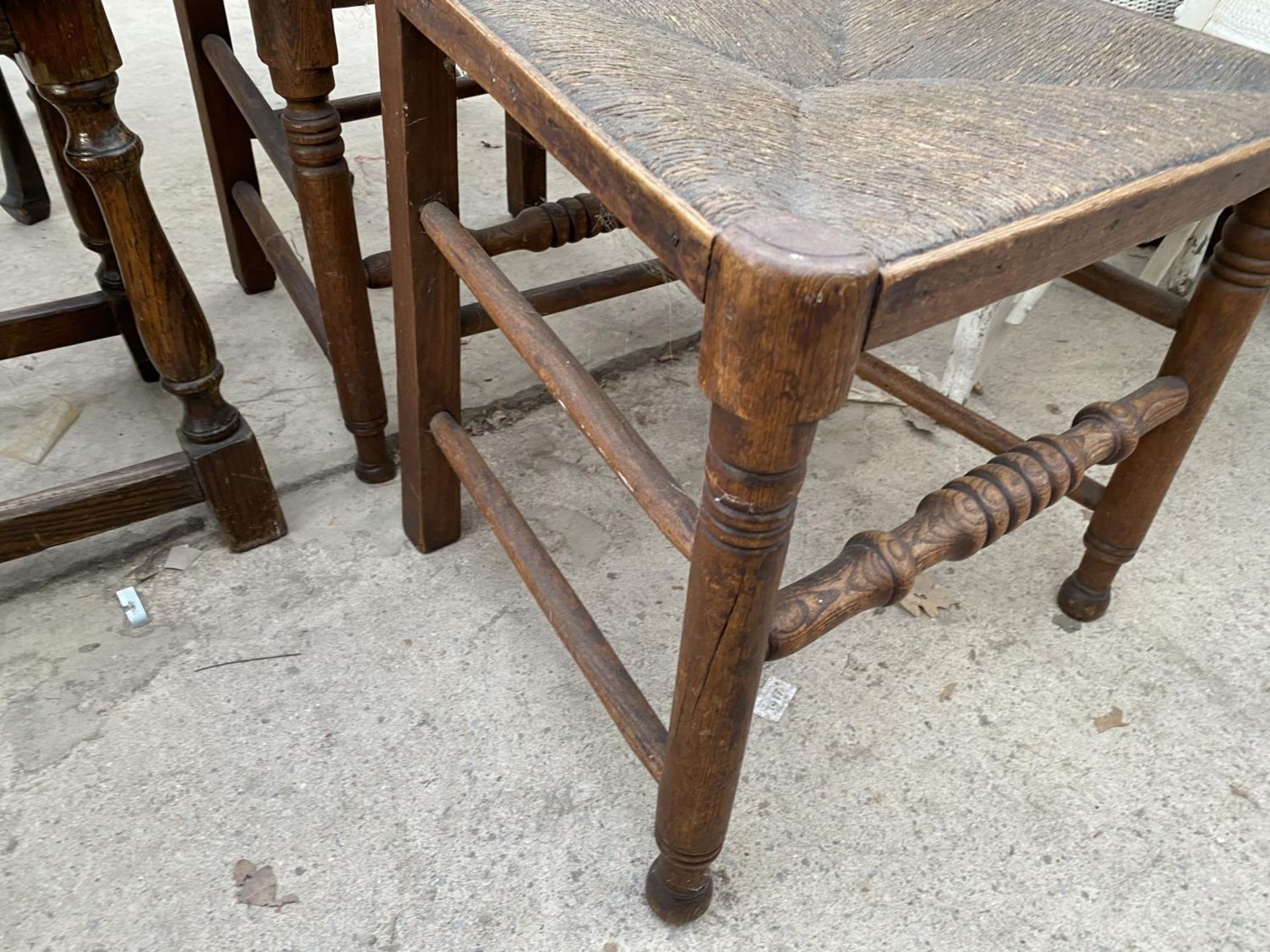 TWO OAK DINING CHAIRS WITH RUSH SEATS - Image 4 of 4