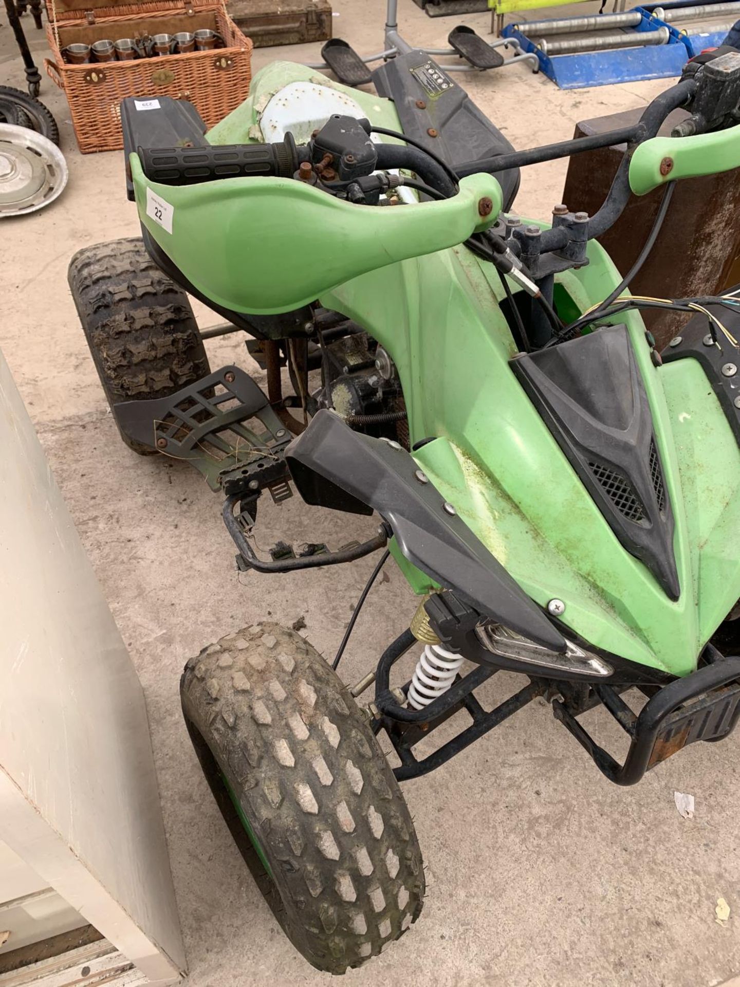 A QUAD BIKE IN NEED OF RESTORATION - Image 4 of 6