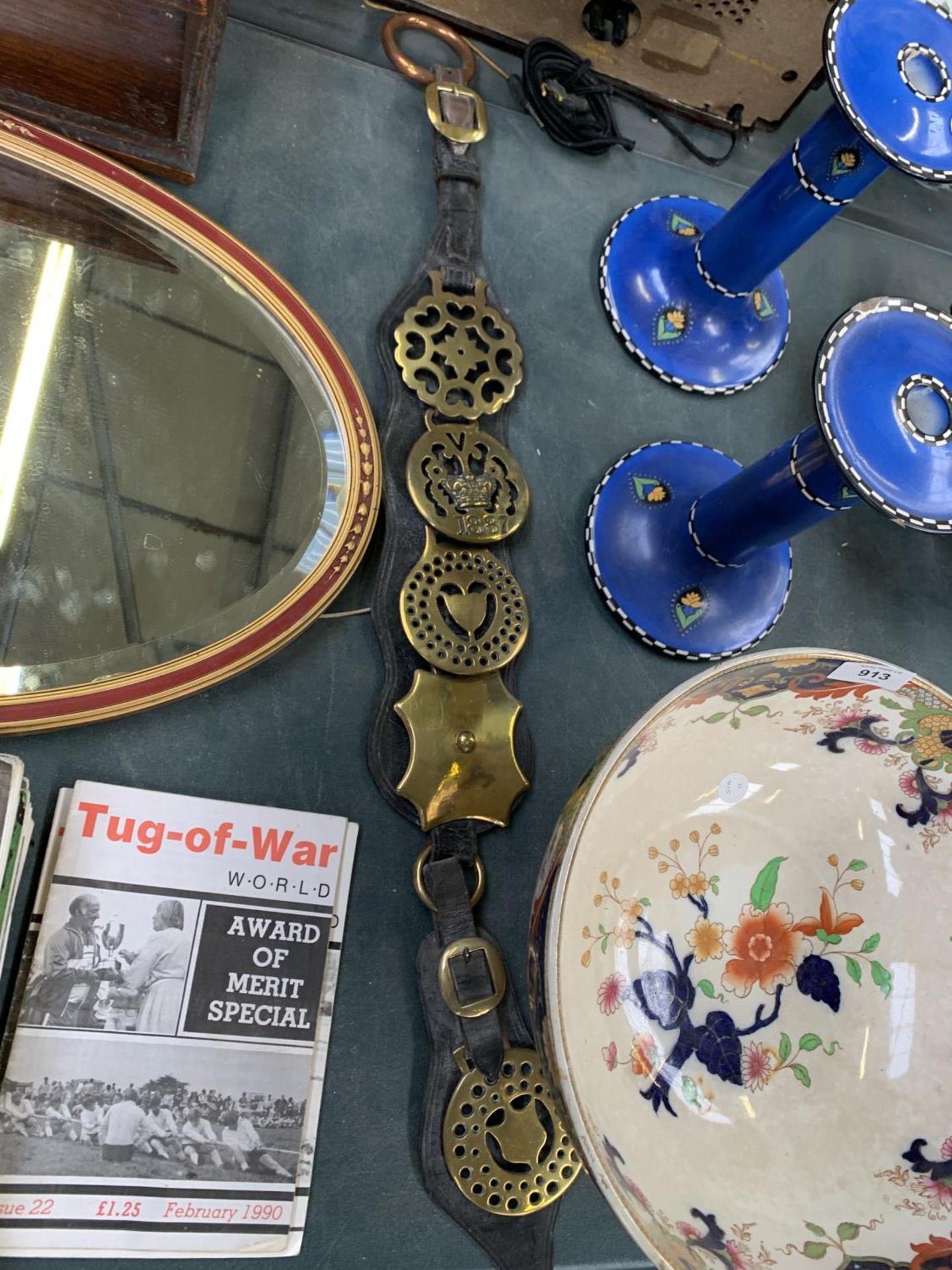 A OVAL MIRROR TOGETHER WITH A BELT AND BRASS BADGES - Image 2 of 2