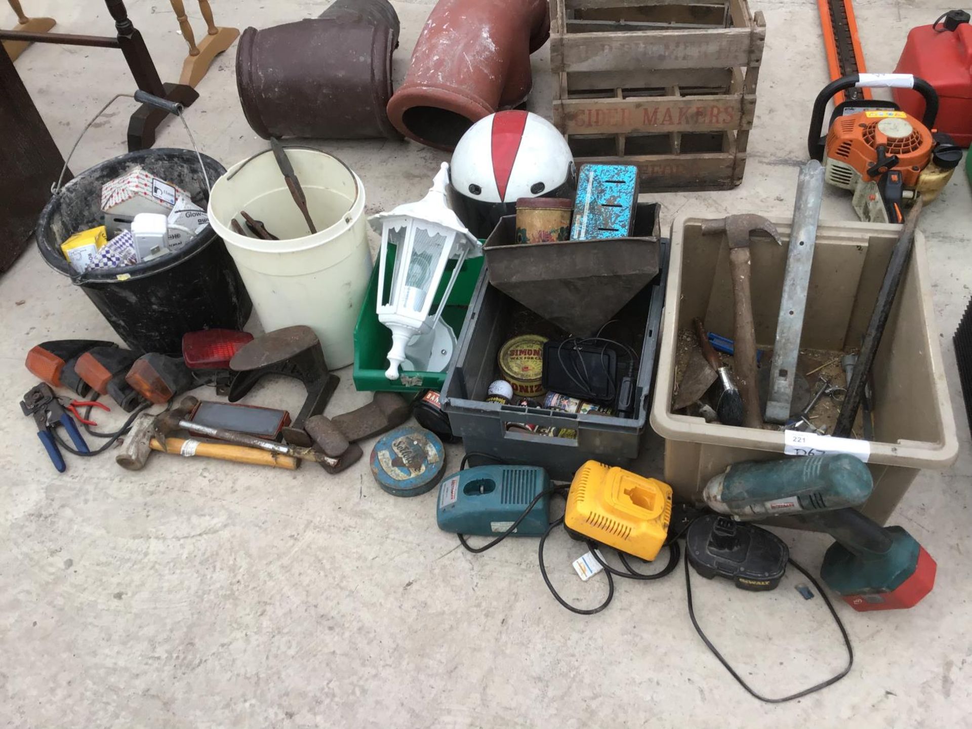 VARIOUS ITEMS TO INCLUDE TOOLS, LAMP. LIGHTS, SHOE LAST, NAILS, SCREWS ETC