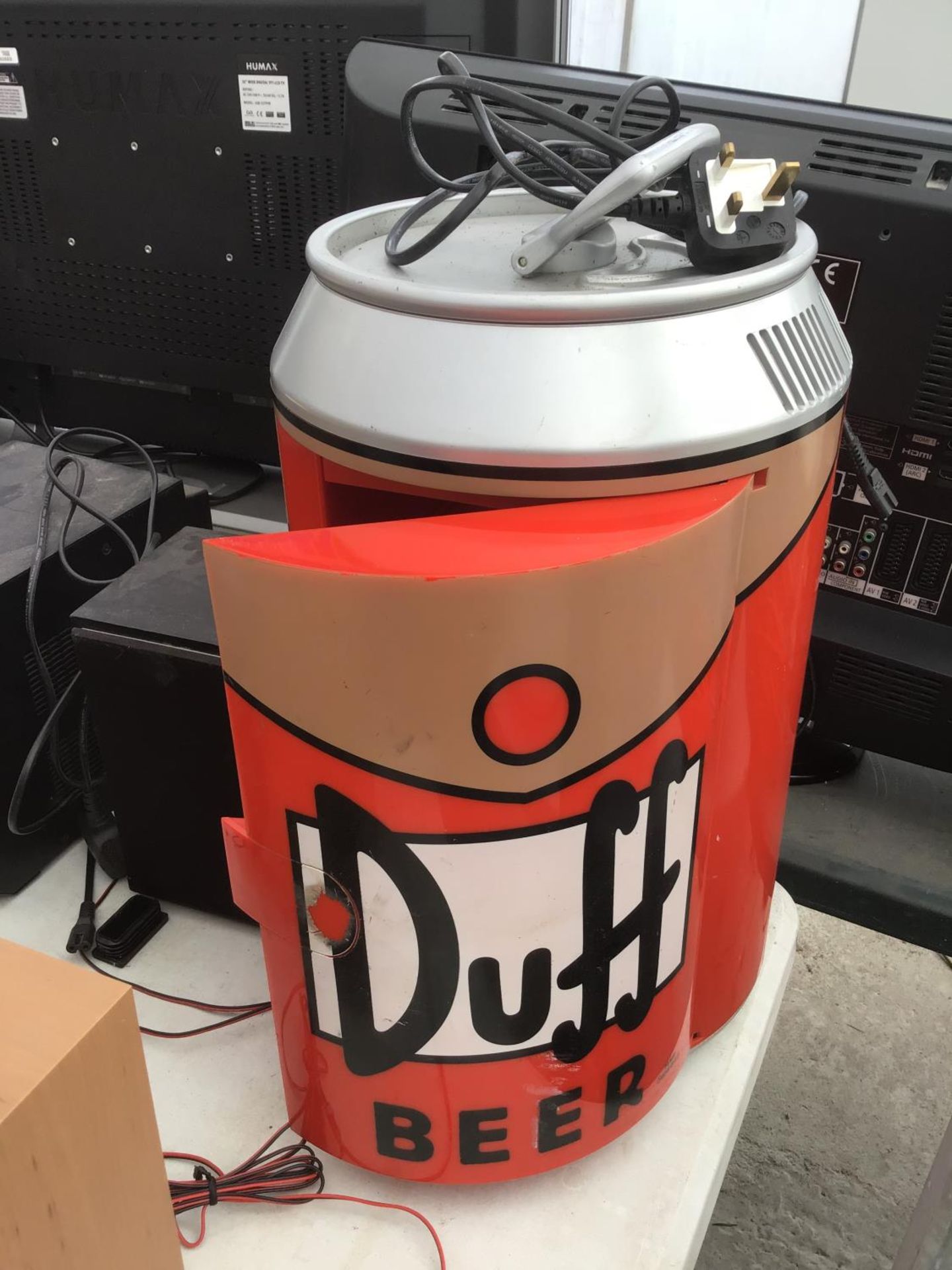 TWO HI FIS WITH SPEAKERS AND A 'DUFF BEER' FRIDGE IN WORKING ORDER - Image 4 of 4