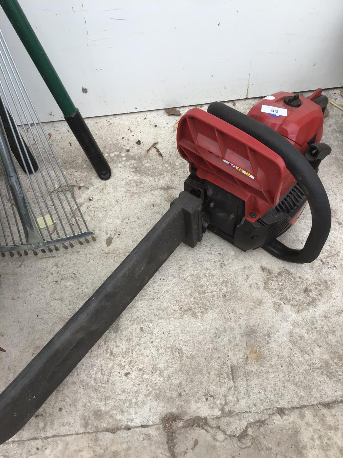 A MOUNTFIELD PETROL CHAIN SAW FOR SPARES OR REPAIR
