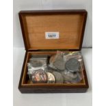 A BOX CONTAINING ASSORTED COLLECTABLE COINS