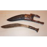 A KUKRI KNIFE WITH SCABBARD AND FROG, BLADE 33 CM
