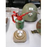 TWO VINTAGE OIL CANS TO INCLUDE DANISH MACHINE GUN EXAMPLE