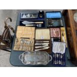 A COLLECTION OF ASSORTED BOXED FLATWARE TOGETHER WITH A BROOCH AND A NECKLACE