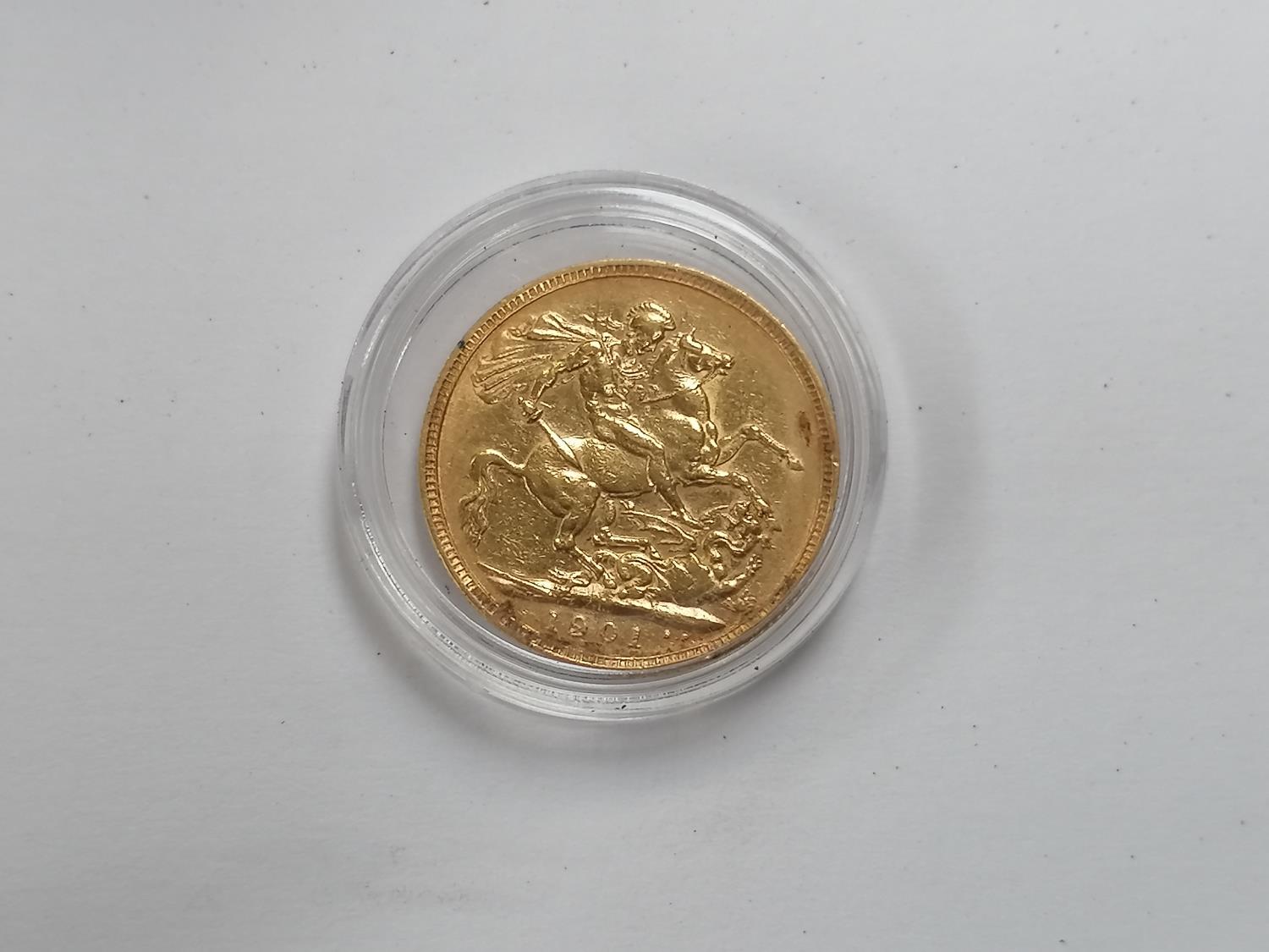 A 1901 VICTORIA GOLD SOVEREIGN