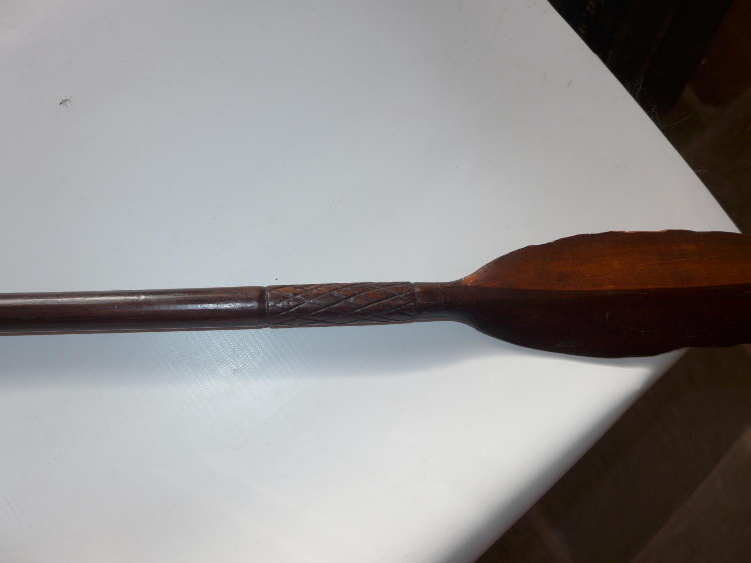 A ZULU STYLE WOOD ASSEGAI, LENGTH 95 CM - Image 3 of 3