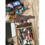 VARIOUS ITEMS TO INCLUDE A BLACK AND DECKER HEAT GUN, DRILL, VINTAGE TOOLS, ETC IN WORKING ORDER
