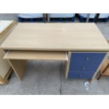 A BEECH EFFECT DESK