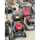 A HONDA IZY 18 INCH PETROL LAWNMOWER IN WORKING ORDER