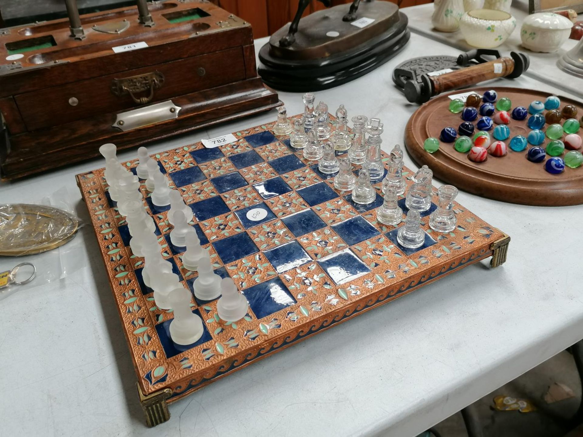 A MIDDLE EASTERN DESIGN CHESS SET - Image 2 of 2