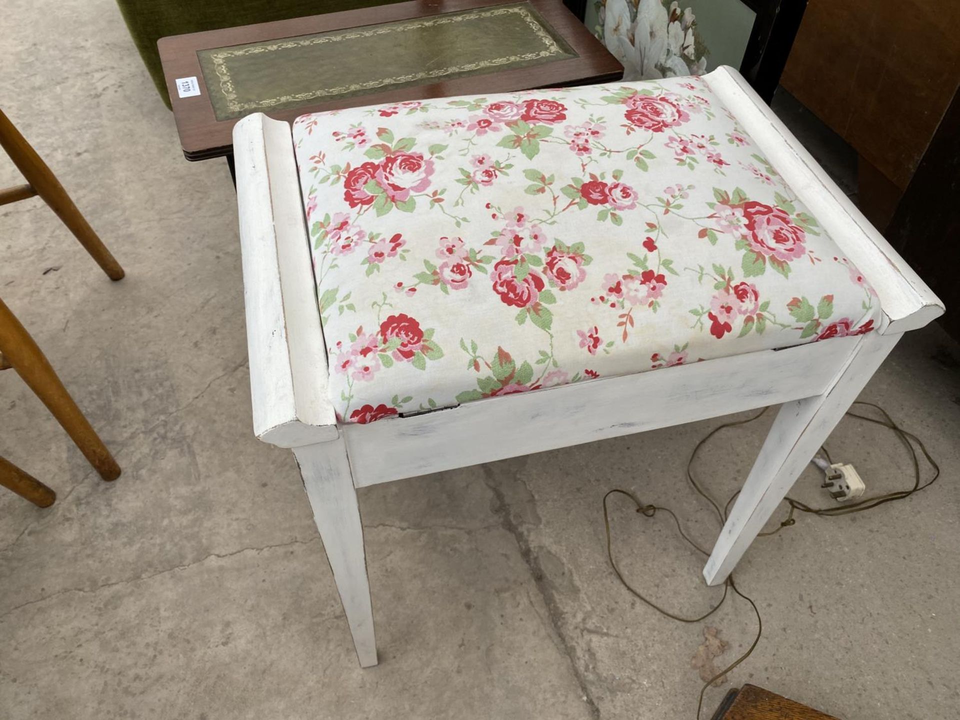 THREE ITEMS - A MAHOGANY FIRESCREEN WITH PRESSED FLOWER DECORATION, A MAHOGANY MAGAZINE RACK TABLE - Image 4 of 4