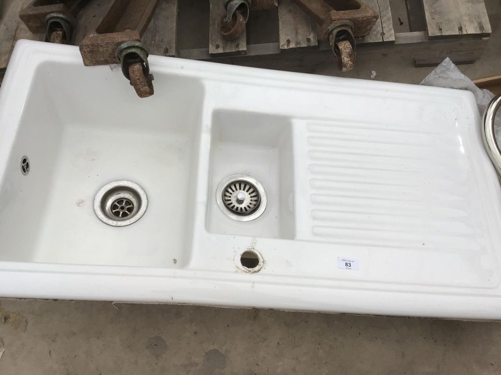 A WHITE SINK WITH DOUBLE BOWLS, A CHROME MIXER TAP AND A CHROME BATH MIXER TAP WITH SHOWER HEAD - Image 5 of 5