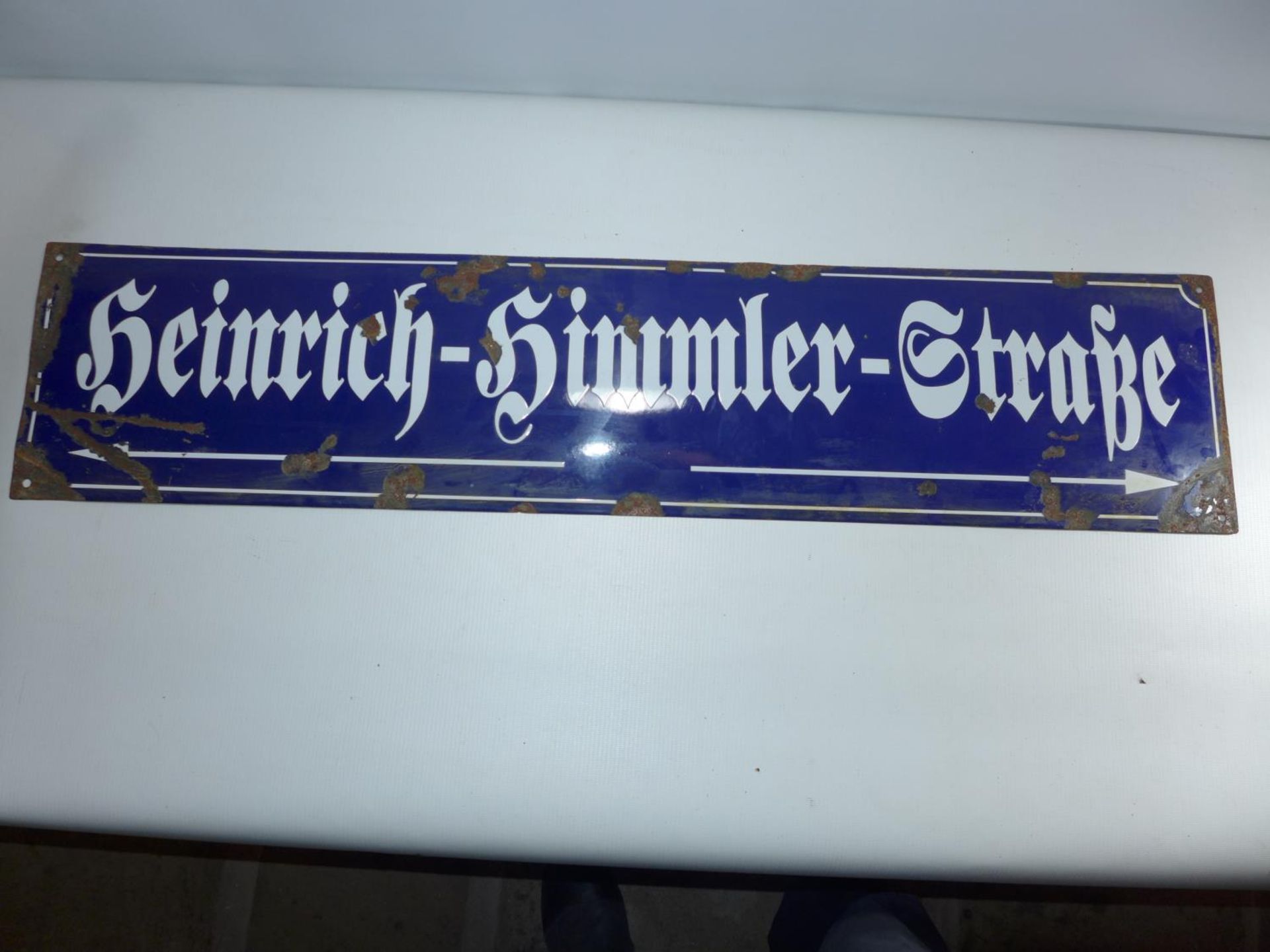 A HEINRICH HIMMLER STASE ENAMEL STREET SIGN, 20.5 CM X 90 CM - Image 2 of 3