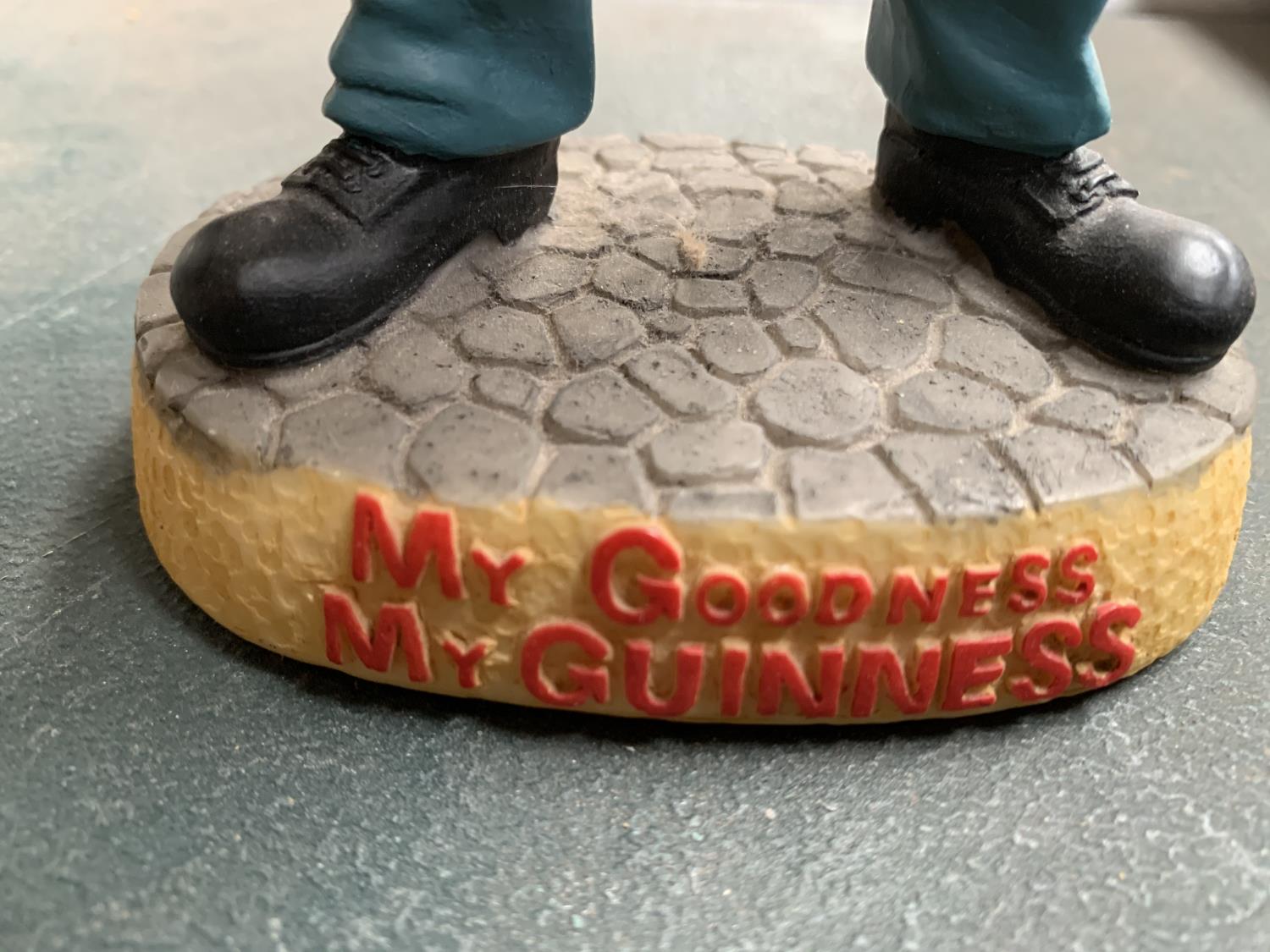 A GUINESS GILROY MODEL OF THE ZOO KEEPER 'MY GOODNESS MY GUINNESS' - Image 2 of 3