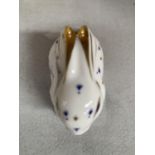 A ROYAL CROWN DERBY RABBIT PAPERWEIGHT GOLD STOPPER 7CM LONG