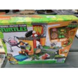 A TEENAGE MUTANT NINJA TURTLES MEGA BLOKS SET 115 PIECES AGE 3+