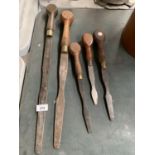 A GROUP OF FIVE VINTAGE LARGE OVERSIZED CHISELS