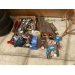 VARIOUS ITEMS TO INCLUDE A BLACK AND DECKER HEAT GUN, DRILL, VINTAGE TOOLS, ETC IN WORKING ORDER