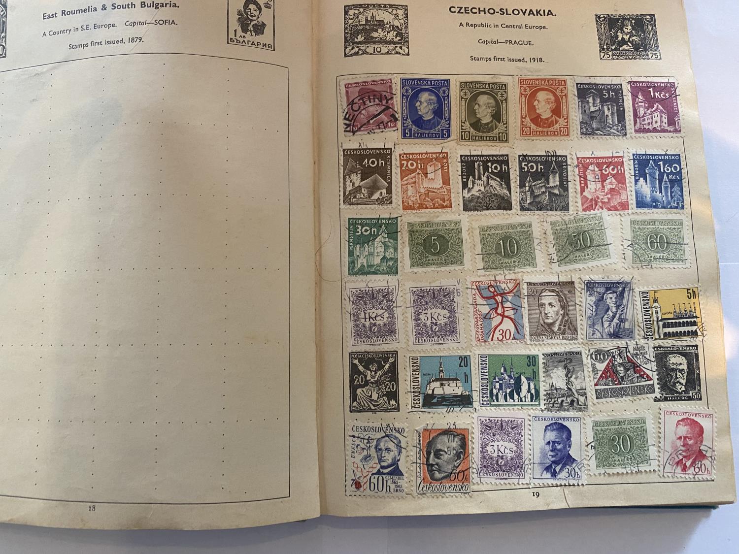 A STAMP ALBUM AND CONTENTS - Image 4 of 10