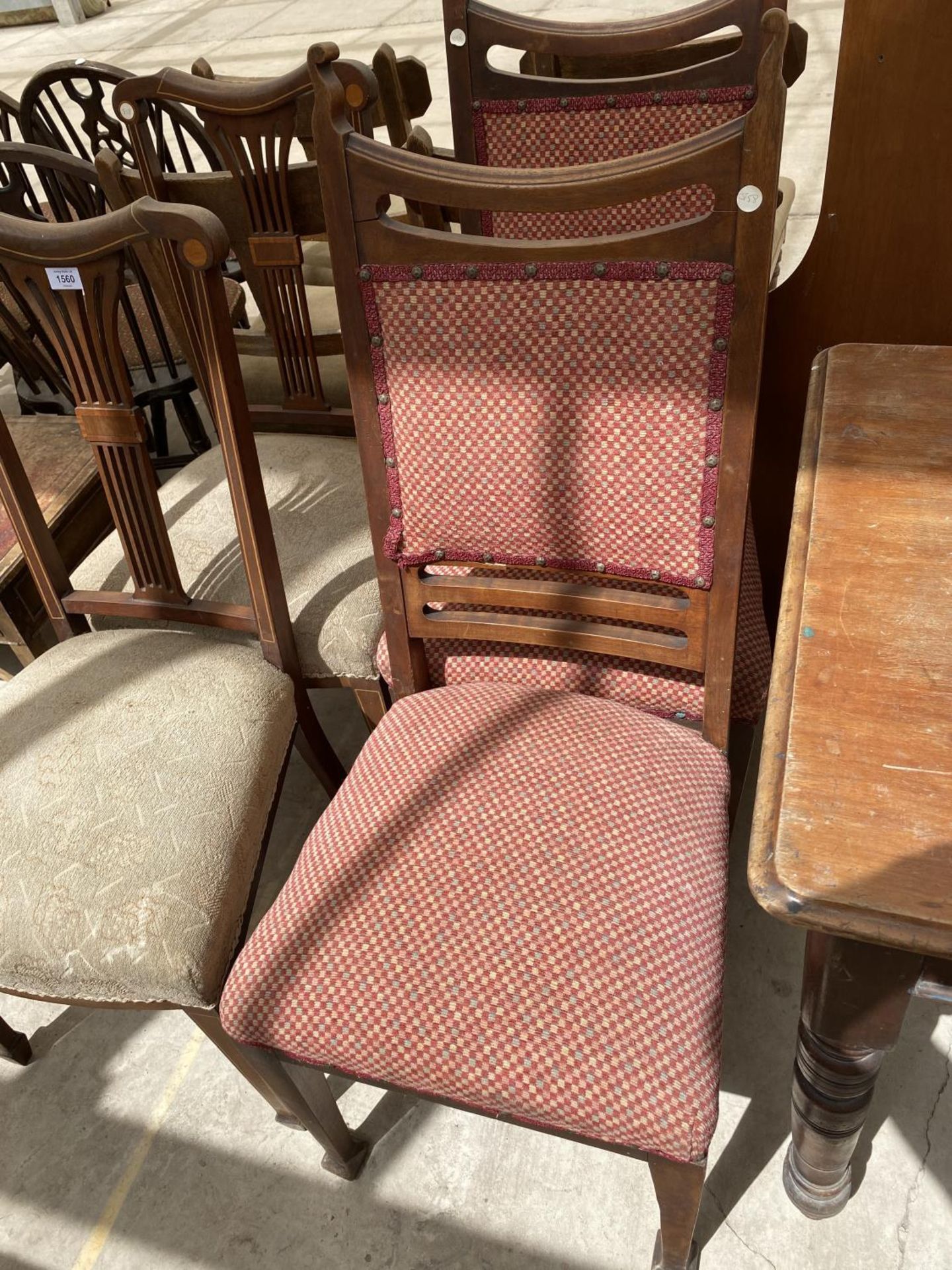 FOUR VARIOUS MAHOGANY DINING CHAIRS - Image 3 of 3