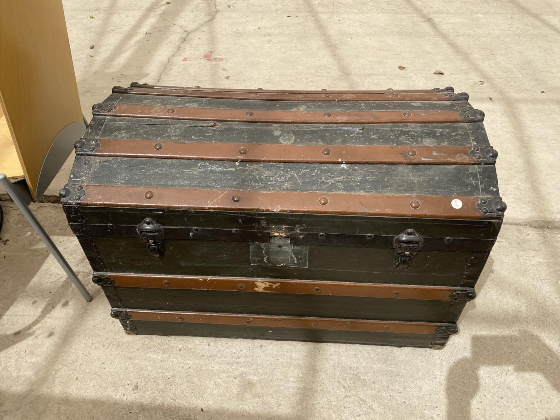 A WOOD BOUND SHIPPING CHEST