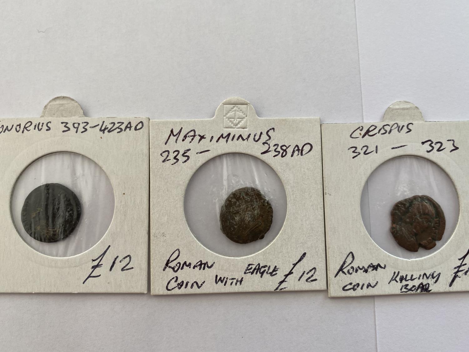FIVE BRONZE ROMAN COINS - Image 2 of 5