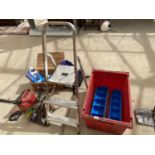 VARIOUS GARDEN ITEMS TO INCLUDE A PAIR OF STEP LADDERS, SHEARS, SHOVEL, PETROL CAN, BAG AND HAMPER