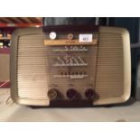 A VINTAGE MURPHY BAKELITE RADIO