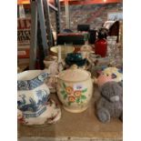 A QUANTITY OF ITEMS TO INCLUDE CERAMICS, SODA SYPHON, VASES, BOWLS ETC