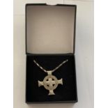 A HALLMARKED BIRMINGHAM SILVER 1892 WESLEY DEACONESS ORDER CROSS AND CHAIN