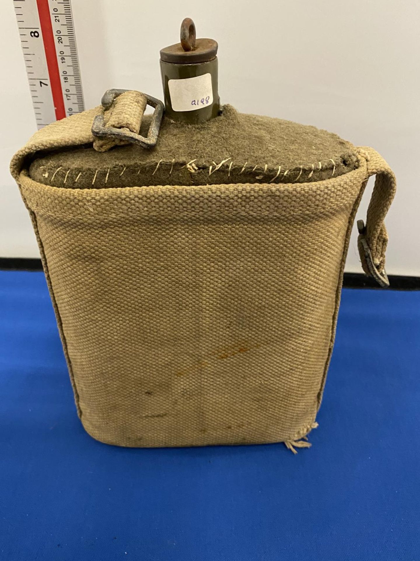 A BRITISH WW2 WATER BOTTLE