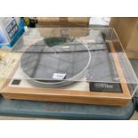 A LINN LONDEK 1970'S TURNTABLE LP12 FOR SPARES OR REPAIR, LID A/F