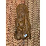 A HAND CARVED SOLID WOODEN UNUSUAL TRIBAL STYLE WALL HANGING FACE MASK 40CM