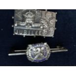 VICTORIAN SILVER HALLMARKED JUBILLE BROOCH AND A SILVER LONDON SCOTTISH BAR BROOCH. TOTAL GROSS