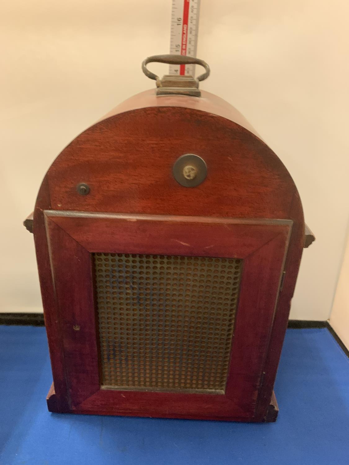 A GERMAN WURTENBURG MAHOGANY CASED WESTMINSTER CHIMING BRACKET CLOCK WITH FAST SLOW DIAL AND CHIME - Image 5 of 8