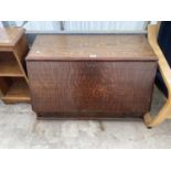 A GLOBE WERNICKE OAK TABLE TOP BUREAU WITH ONE DRAWER AND INNER FITTINGS