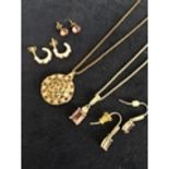 COSTUME JEWELLERY LOT, TO INCLUDE PURPLE PASTE SET LOCKET AND NECKLACES AND MATCHING EARRINGS AND