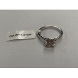 A 1.51 BRILLIANT CUT DIAMOND 18CT WHITE GOLD SINGLE STONE RING, WEIGHT 3.1 GRAMS