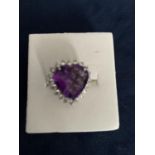 SILVER MARKED LARGE HEART SHAPED AMETHYST AND PASTE STONE CLUSTER RING SIZE R.5