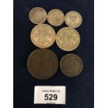 SEVEN OLD COINS TO INCLUDE QUEEN VICTORIA'S JUBILEE COMMEMORATIVE COIN, HALF CROWN, ONE SHILLING ETC