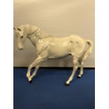 A BESWICK LARGE GLOSS DAPPLE GREY HORSE, 17 CM