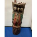A LARGE WOODEN PAINTED TRIBAL STYLE OWL DISPLAY MODEL 50CM