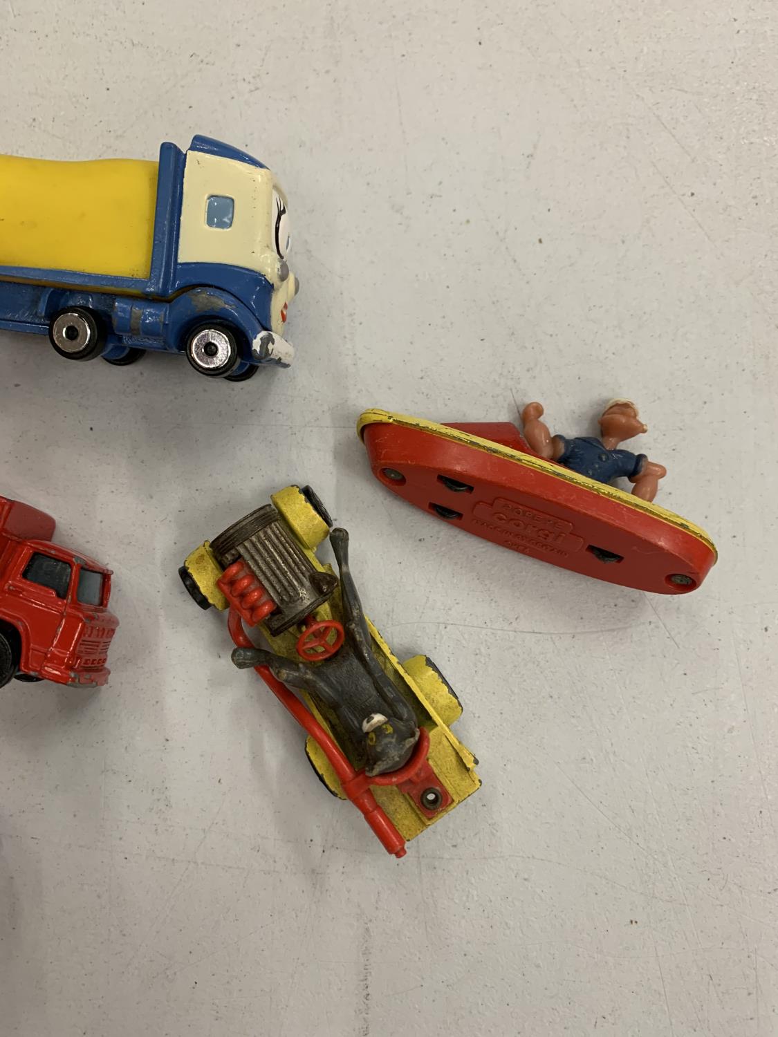 SEVEN VARIOUS TOY CARS AND BOATS - Image 3 of 3